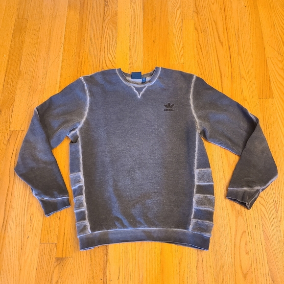 B14 Authentic Adidas Originals Men's Modern Crewneck Sweatshirt Charcoal Ash M - Picture 1 of 6